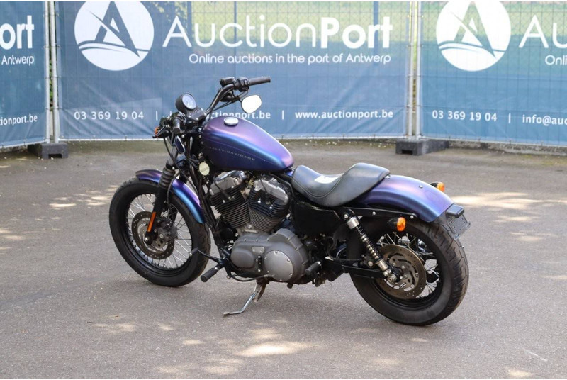 Harley-Davidson Sportster XL1200 Nightster - Motocykel: obrázok 3 Harley-Davidson Sportster XL1200 Nightster - Motocykel: obrázok 3