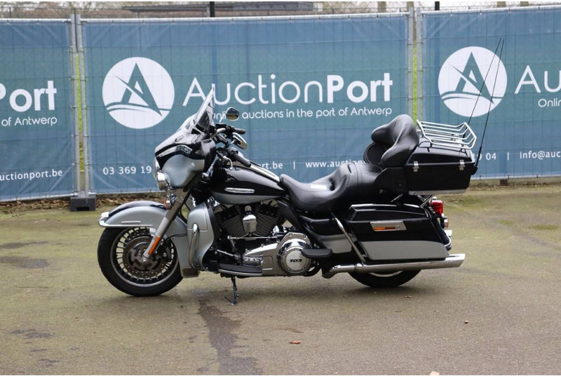 Harley-Davidson Ultra Classic - Motocykel: obrázok 1 Harley-Davidson Ultra Classic - Motocykel: obrázok 1