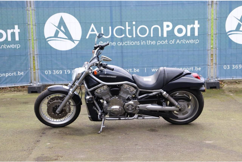 Harley-Davidson V-Rod VRSC - Motocykel: obrázok 2 Harley-Davidson V-Rod VRSC - Motocykel: obrázok 2