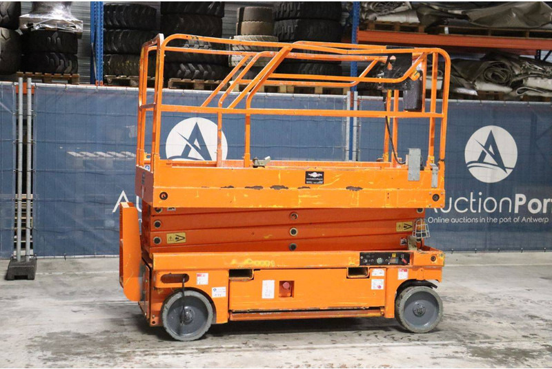 Haulotte Compact 10 - Samohybná plošiny: obrázok 1 Haulotte Compact 10 - Samohybná plošiny: obrázok 1