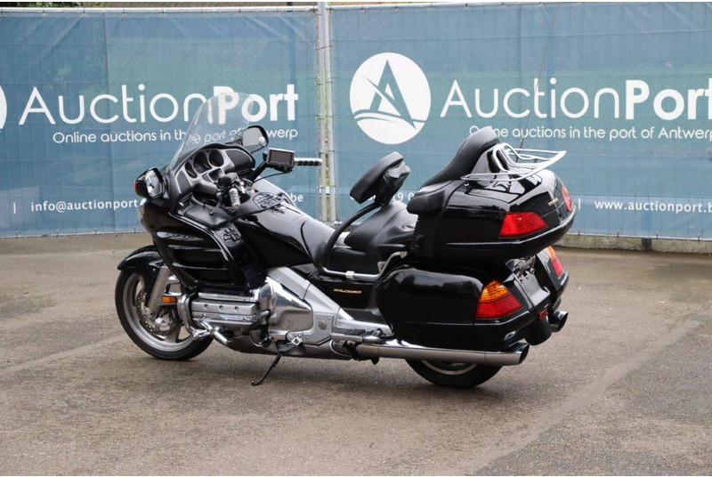 Honda GL1800 - Motocykel: obrázok 3 Honda GL1800 - Motocykel: obrázok 3