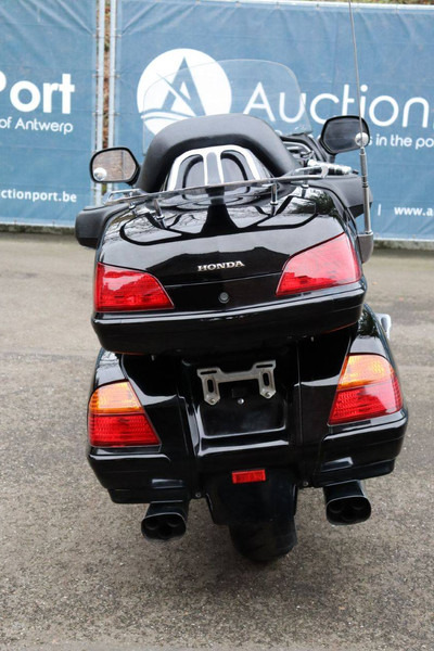 Honda GL1800 - Motocykel: obrázok 5 Honda GL1800 - Motocykel: obrázok 5