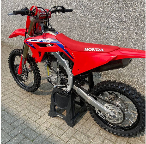 Honda (HRC) CRF 450R - Motocykel: obrázok 2 Honda (HRC) CRF 450R - Motocykel: obrázok 2