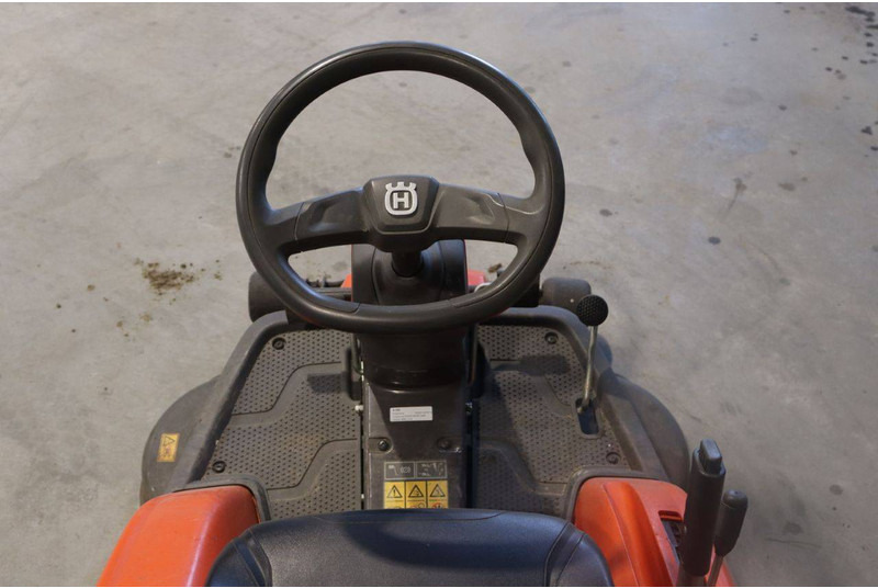 Záhradná kosačka Husqvarna R216TAWD: obrázok 19