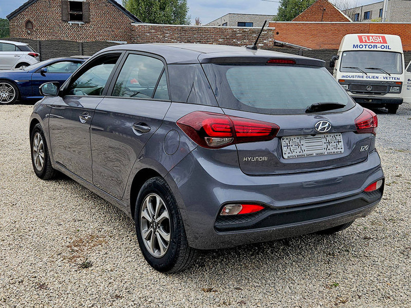 Hyundai i20 1.2 - Sedan: obrázok 3 Hyundai i20 1.2 - Sedan: obrázok 3