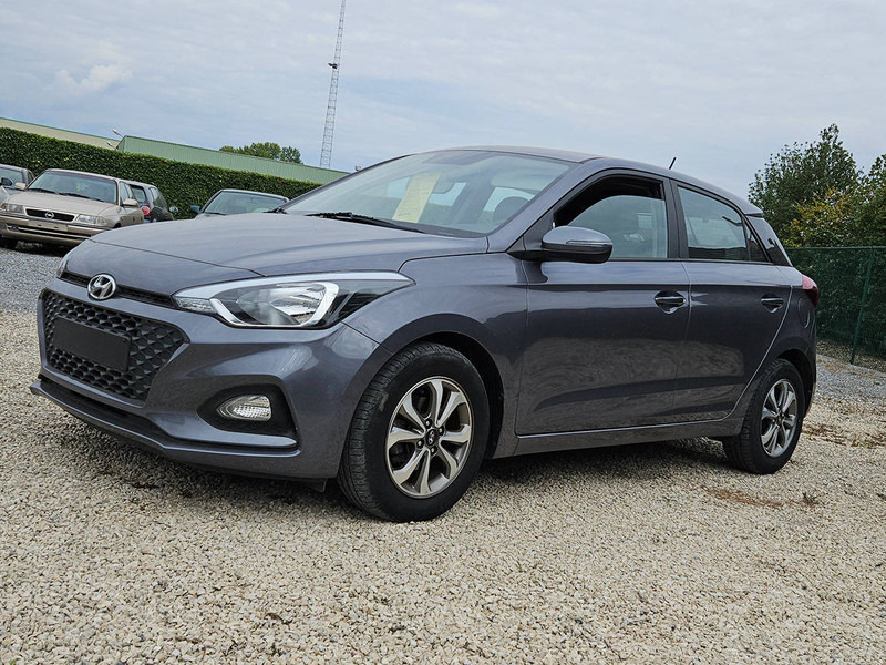 Hyundai i20 1.2 - Sedan: obrázok 2 Hyundai i20 1.2 - Sedan: obrázok 2