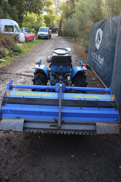 Iseki 155 - Traktor: obrázok 4 Iseki 155 - Traktor: obrázok 4