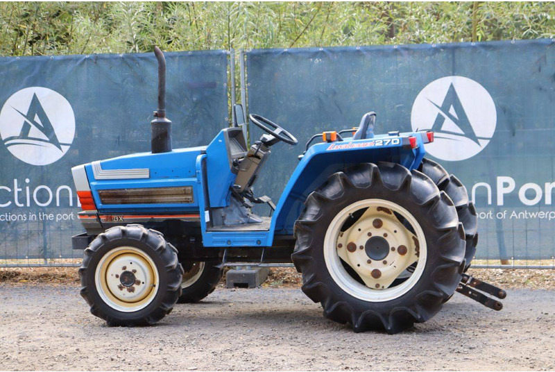 Iseki TA270F - Traktor: obrázok 3 Iseki TA270F - Traktor: obrázok 3