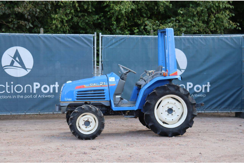 Iseki TF21F - Traktor: obrázok 1 Iseki TF21F - Traktor: obrázok 1