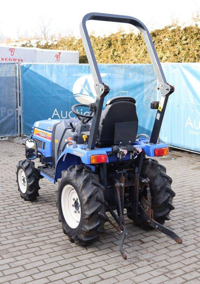 Iseki TM 3265 - Traktor: obrázok 4 Iseki TM 3265 - Traktor: obrázok 4