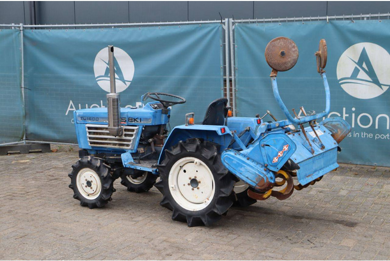 Iseki TU1600 - Traktor: obrázok 3 Iseki TU1600 - Traktor: obrázok 3