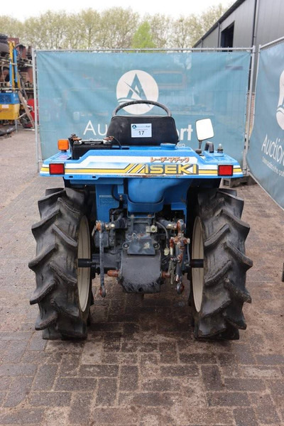 Iseki TU165F - Traktor: obrázok 4 Iseki TU165F - Traktor: obrázok 4