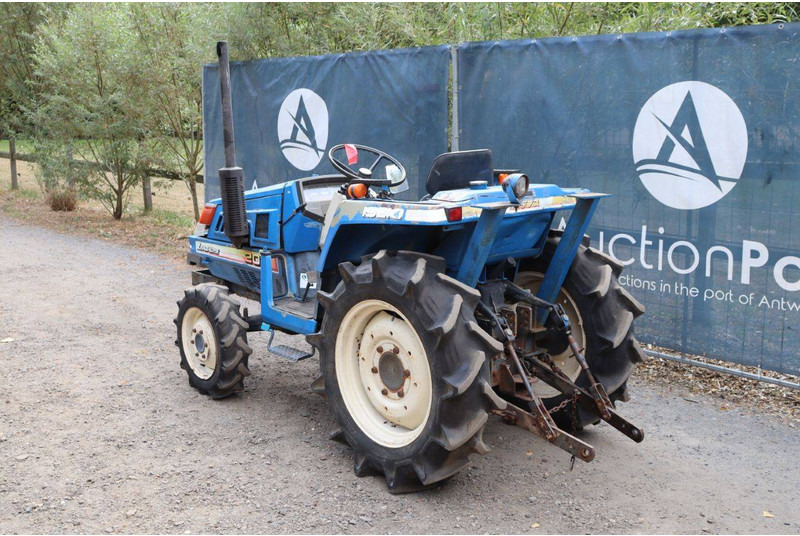 Iseki TU180F - Traktor: obrázok 4 Iseki TU180F - Traktor: obrázok 4