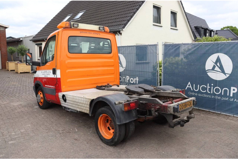Iveco 35C17 - Kontejnérový podvozek/ Výměnná nástavba: obrázok 4 Iveco 35C17 - Kontejnérový podvozek/ Výměnná nástavba: obrázok 4