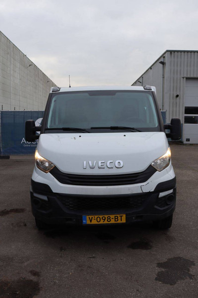 Dodávka skriňová nadstavba Iveco Daily 35S12: obrázok 6 Dodávka skriňová nadstavba Iveco Daily 35S12: obrázok 6
