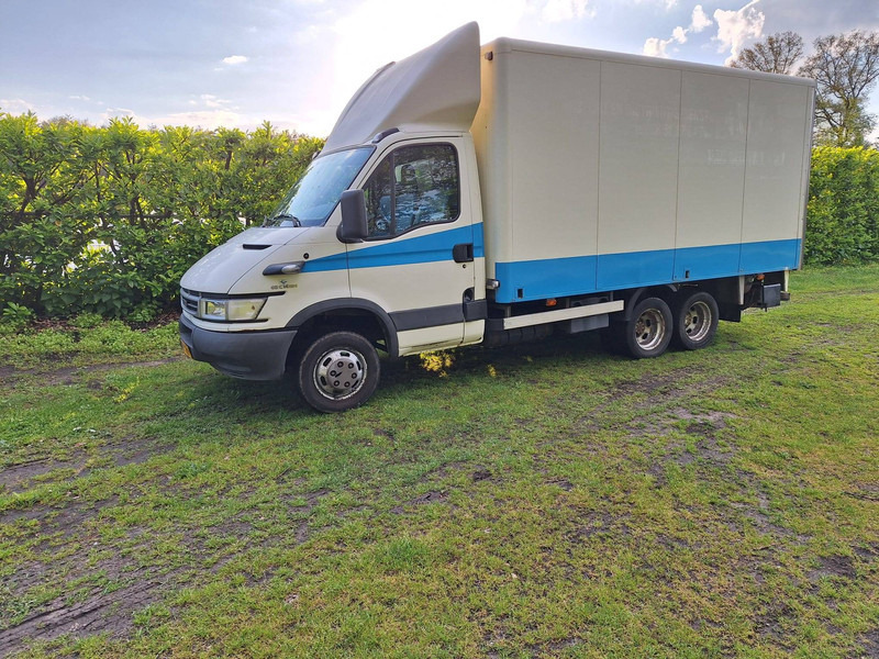 Iveco Daily 40c14 - Furgon: obrázok 2 Iveco Daily 40c14 - Furgon: obrázok 2