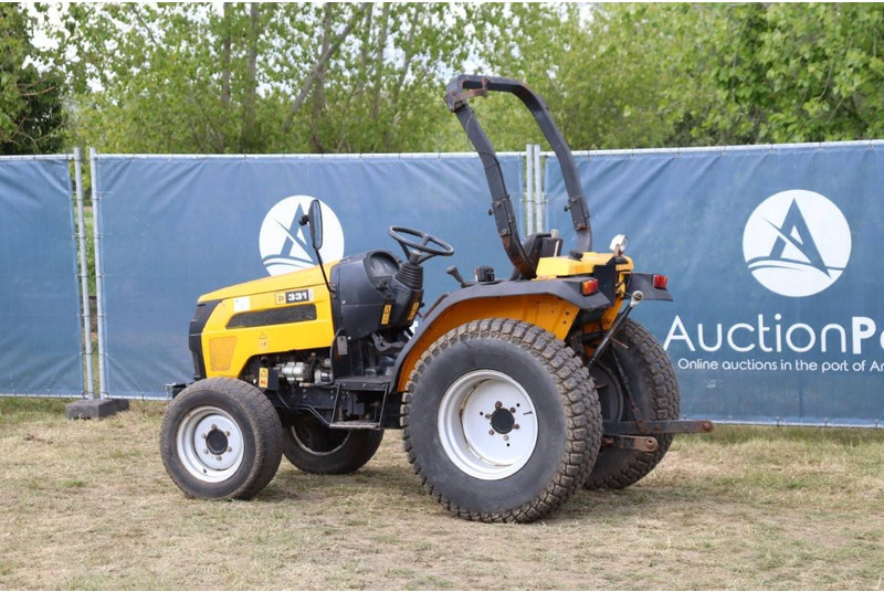JCB 331 HST - Traktor: obrázok 3 JCB 331 HST - Traktor: obrázok 3