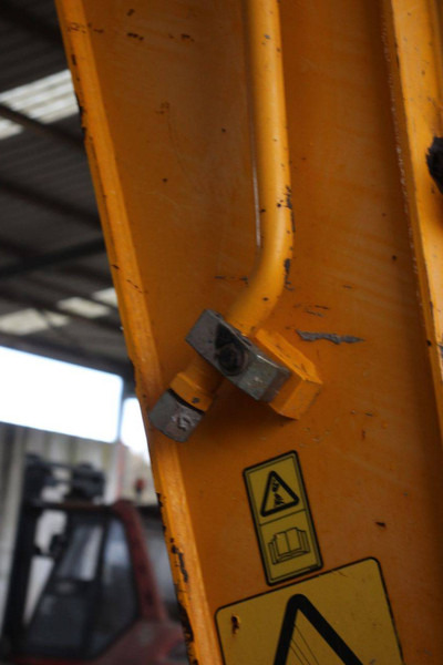 Pásové rýpadlo JCB JS130LC 4F: obrázok 17 Pásové rýpadlo JCB JS130LC 4F: obrázok 17