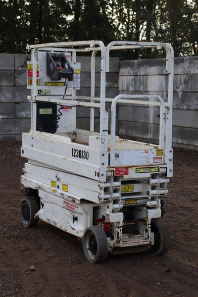 JLG 1930 ES - Samohybná plošiny: obrázok 4 JLG 1930 ES - Samohybná plošiny: obrázok 4