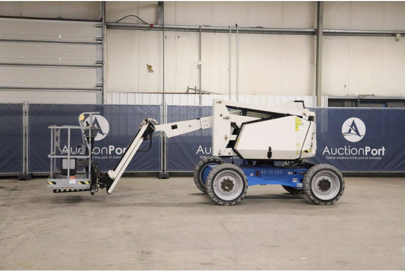 JLG H340AJ 4 WD - Kĺbová pracovná plošina: obrázok 1 JLG H340AJ 4 WD - Kĺbová pracovná plošina: obrázok 1