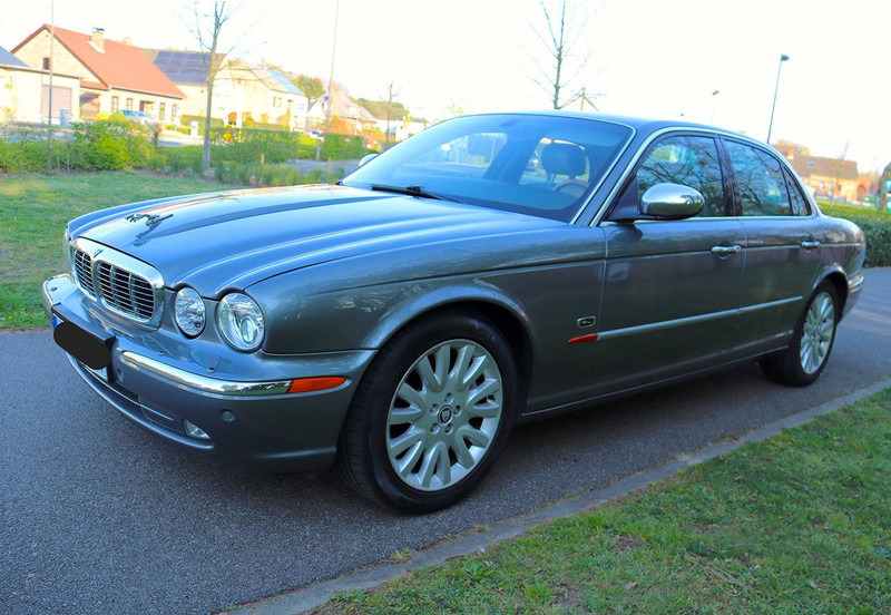 Jaguar XJ-6 3.0 Sovereign - Sedan: obrázok 1 Jaguar XJ-6 3.0 Sovereign - Sedan: obrázok 1