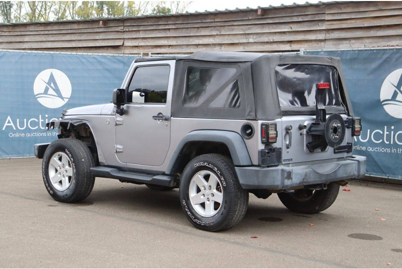 Jeep Wrangler Sport - SUV: obrázok 4 Jeep Wrangler Sport - SUV: obrázok 4