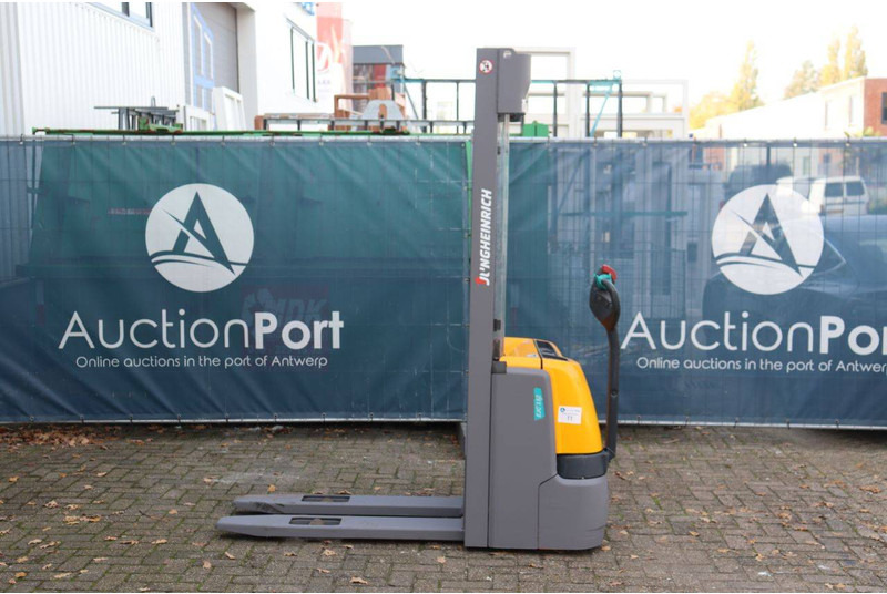 Jungheinrich EJC 112 - Stohovač: obrázok 2 Jungheinrich EJC 112 - Stohovač: obrázok 2