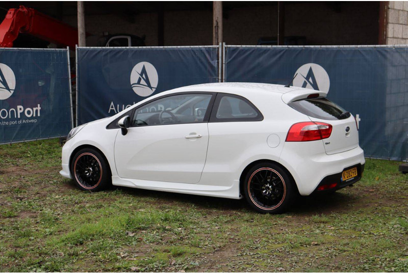 Kia Rio - Sedan: obrázok 3 Kia Rio - Sedan: obrázok 3