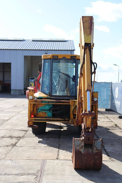 Komatsu WB97R - Rýpadlo-nakladač: obrázok 5 Komatsu WB97R - Rýpadlo-nakladač: obrázok 5