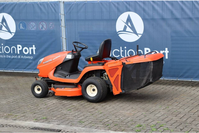 Kubota GR1600EC - Záhradná kosačka: obrázok 3 Kubota GR1600EC - Záhradná kosačka: obrázok 3