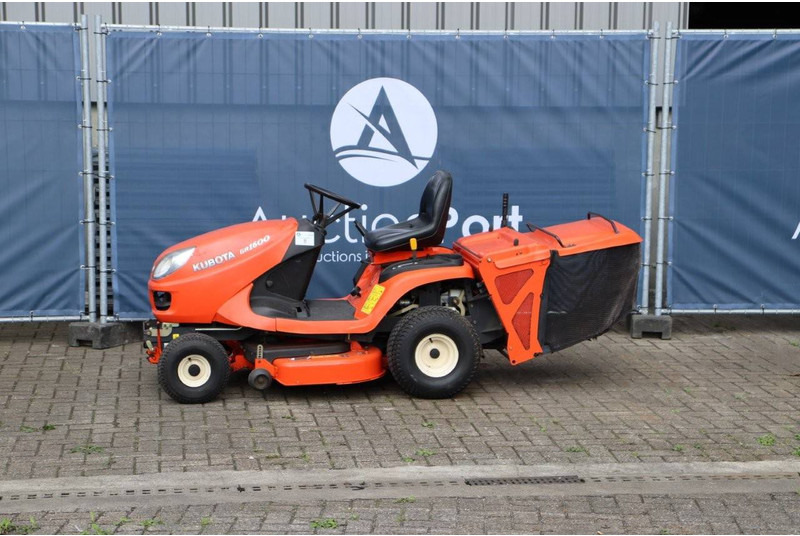 Kubota GR1600EC - Záhradná kosačka: obrázok 1 Kubota GR1600EC - Záhradná kosačka: obrázok 1