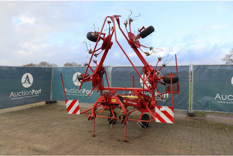 Lely 4.1033.0003.1 - Obracač sena: obrázok 3 Lely 4.1033.0003.1 - Obracač sena: obrázok 3