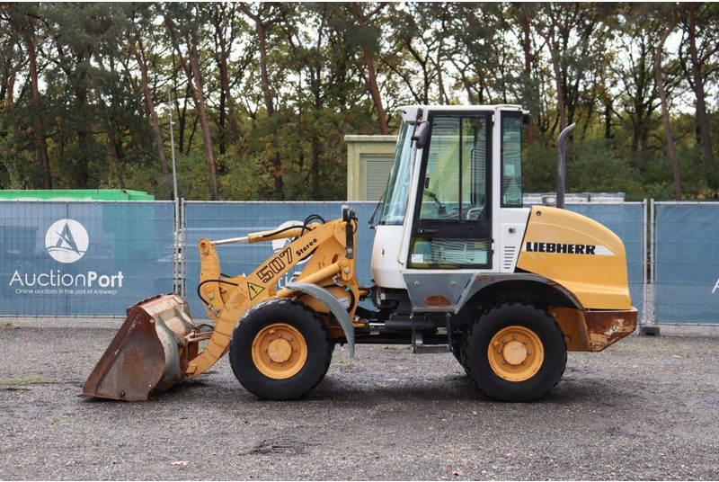 Liebherr L507 - Kolesový nakladač: obrázok 2 Liebherr L507 - Kolesový nakladač: obrázok 2