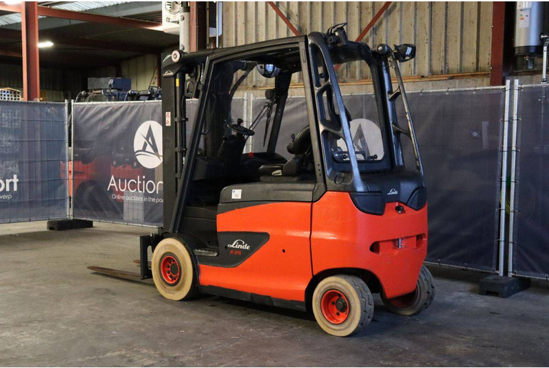 Linde E25HL-01/600 - Elektrický vysokozdvižný vozík: obrázok 3 Linde E25HL-01/600 - Elektrický vysokozdvižný vozík: obrázok 3