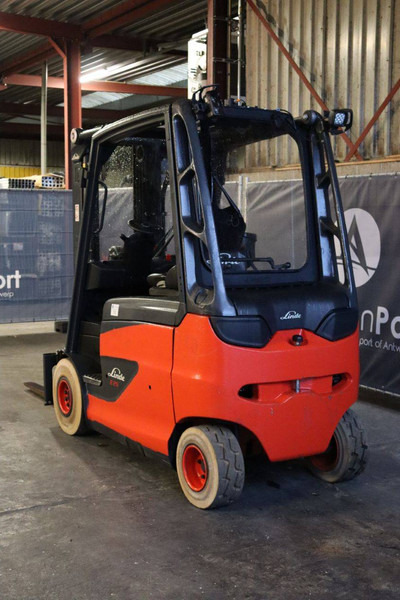 Linde E25HL-01/600 - Elektrický vysokozdvižný vozík: obrázok 4 Linde E25HL-01/600 - Elektrický vysokozdvižný vozík: obrázok 4