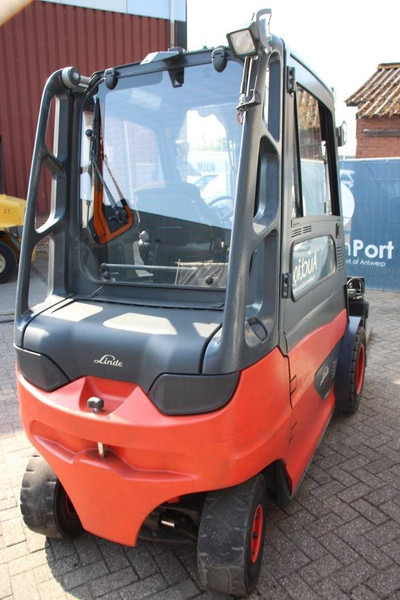 Linde E40H-01/600 - Elektrický vysokozdvižný vozík: obrázok 5 Linde E40H-01/600 - Elektrický vysokozdvižný vozík: obrázok 5