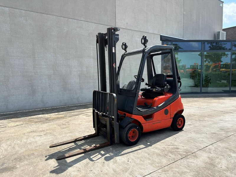 Linde H18T-02 - Plynový vysokozdvižný vozík: obrázok 1 Linde H18T-02 - Plynový vysokozdvižný vozík: obrázok 1