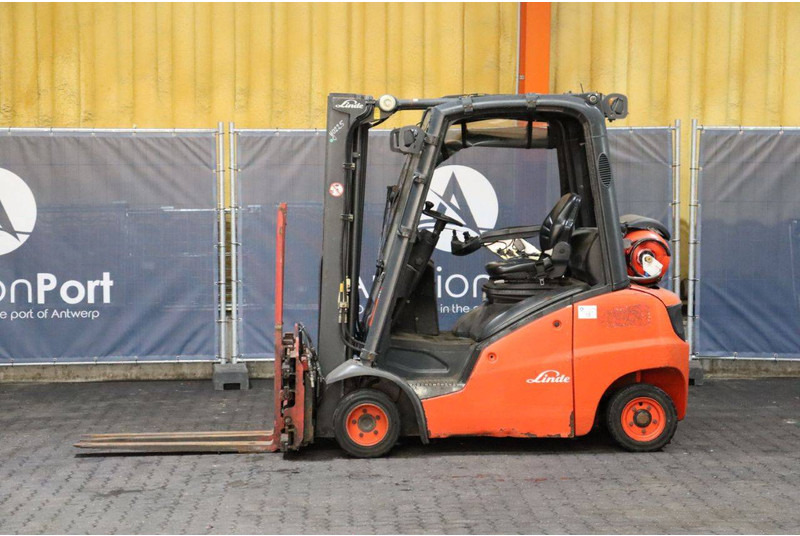 Linde H20T-01 - Plynový vysokozdvižný vozík: obrázok 2 Linde H20T-01 - Plynový vysokozdvižný vozík: obrázok 2
