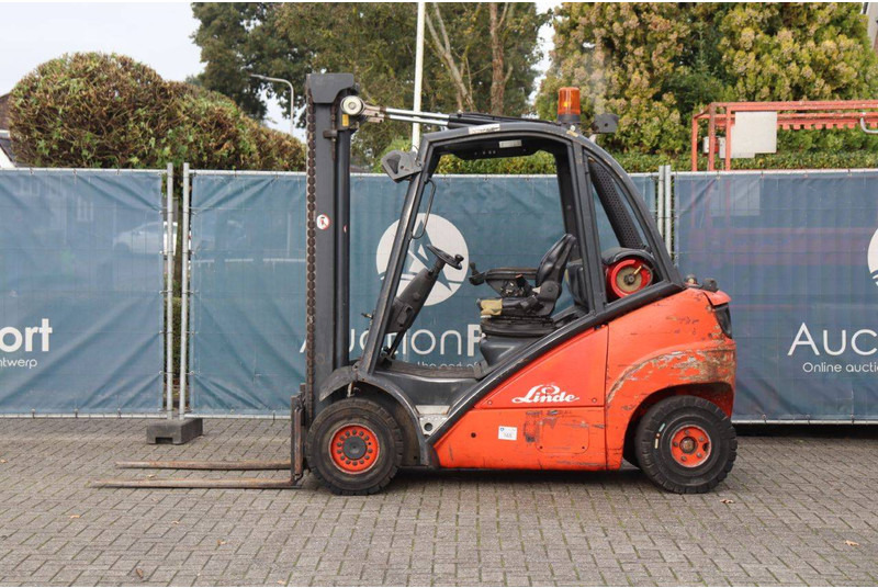 Linde H25T - Plynový vysokozdvižný vozík: obrázok 2 Linde H25T - Plynový vysokozdvižný vozík: obrázok 2