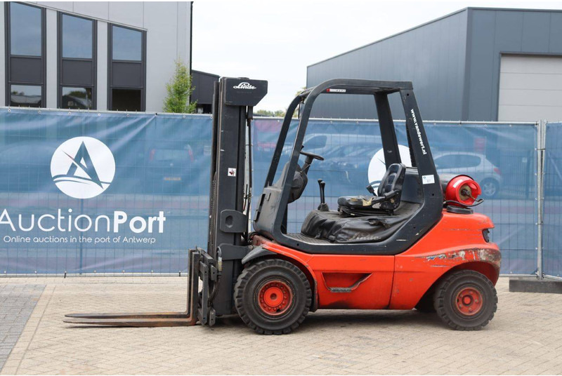 Linde H30T-03 - Plynový vysokozdvižný vozík: obrázok 1 Linde H30T-03 - Plynový vysokozdvižný vozík: obrázok 1