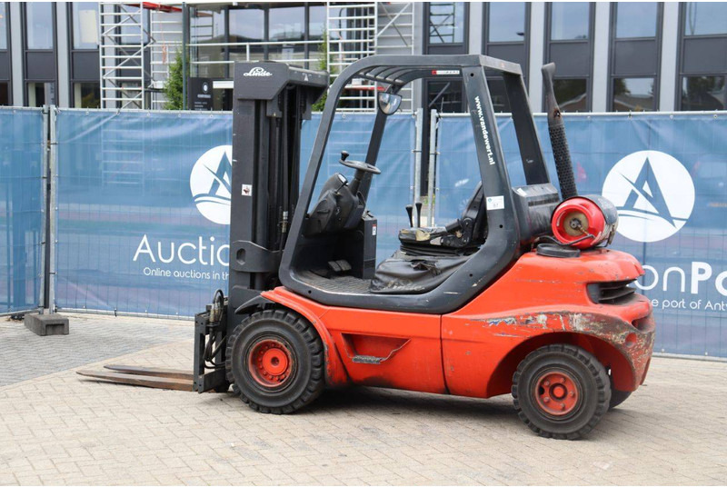 Linde H30T-03 - Plynový vysokozdvižný vozík: obrázok 3 Linde H30T-03 - Plynový vysokozdvižný vozík: obrázok 3