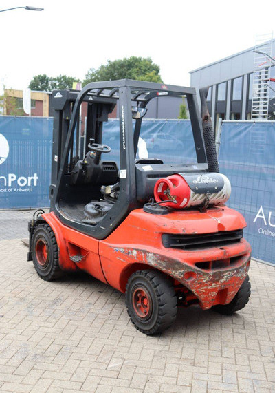 Linde H30T-03 - Plynový vysokozdvižný vozík: obrázok 4 Linde H30T-03 - Plynový vysokozdvižný vozík: obrázok 4
