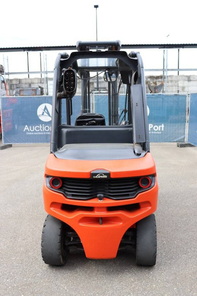 Linde H35D-01 - Elektrický vysokozdvižný vozík: obrázok 5 Linde H35D-01 - Elektrický vysokozdvižný vozík: obrázok 5