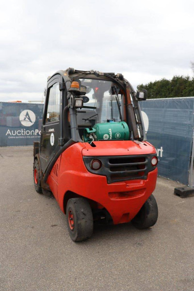 Linde H35T-01 - Plynový vysokozdvižný vozík: obrázok 4 Linde H35T-01 - Plynový vysokozdvižný vozík: obrázok 4