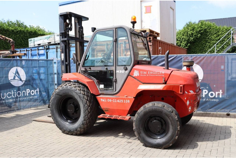 Manitou M30-4 - Terénny vozík: obrázok 3 Manitou M30-4 - Terénny vozík: obrázok 3