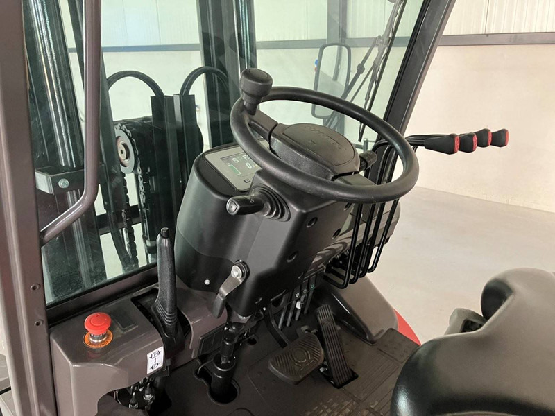 Elektrický vysokozdvižný vozík Manitou ME 425C 8 V: obrázok 13 Elektrický vysokozdvižný vozík Manitou ME 425C 8 V: obrázok 13