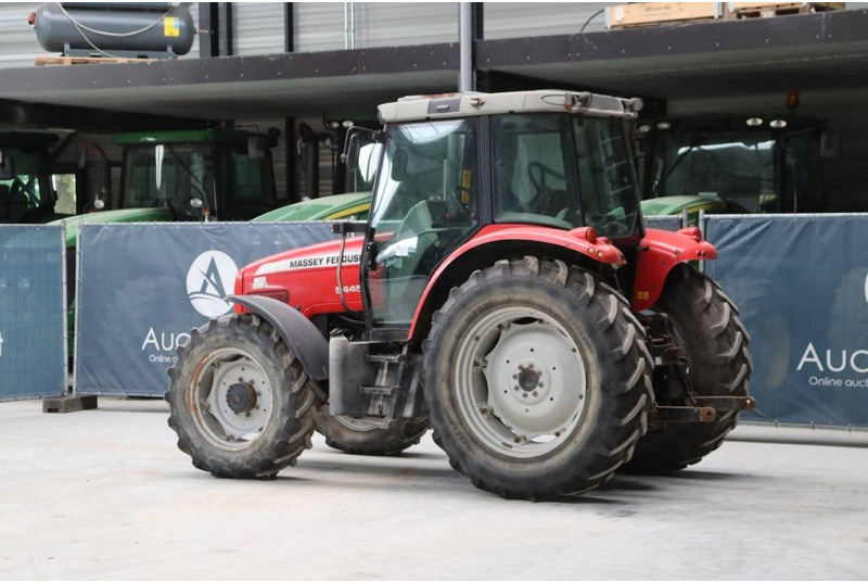 Massey Ferguson MF5445/4WD - Traktor: obrázok 3 Massey Ferguson MF5445/4WD - Traktor: obrázok 3