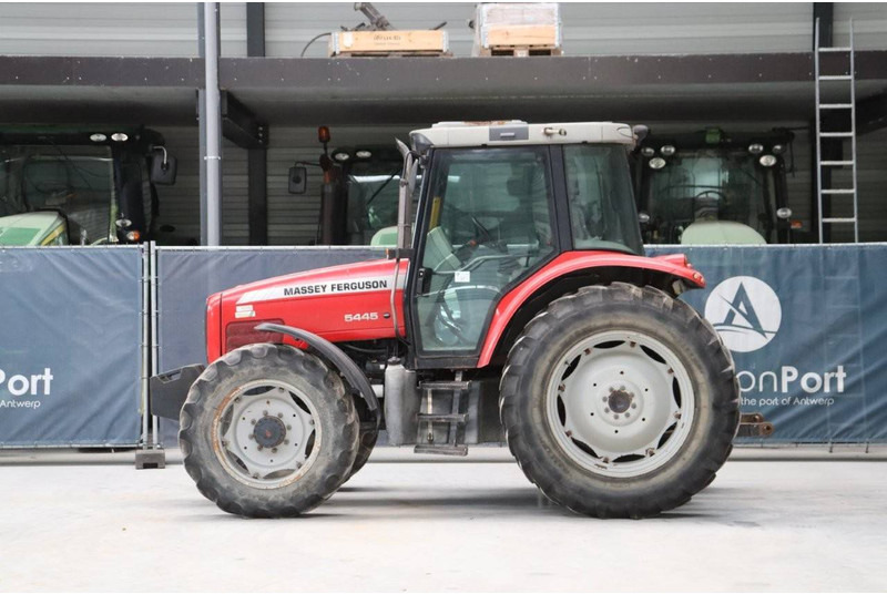 Massey Ferguson MF5445/4WD - Traktor: obrázok 2 Massey Ferguson MF5445/4WD - Traktor: obrázok 2