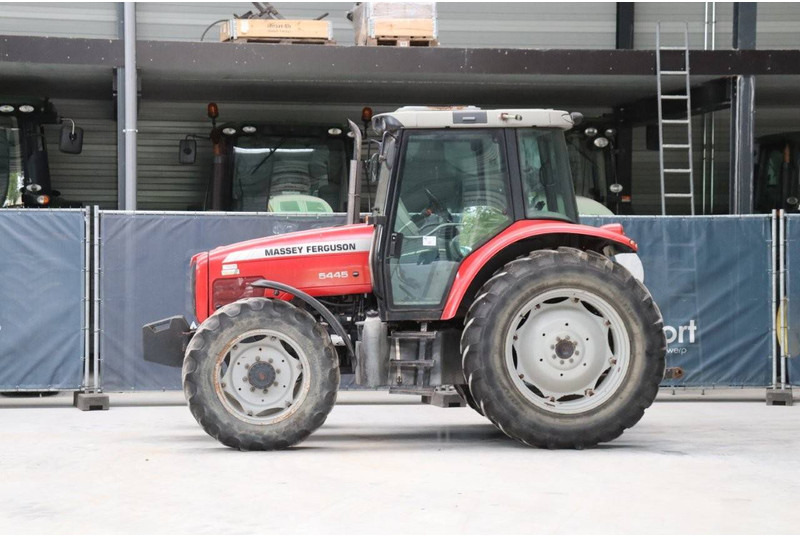 Massey Ferguson MF5445/4WD - Traktor: obrázok 1 Massey Ferguson MF5445/4WD - Traktor: obrázok 1