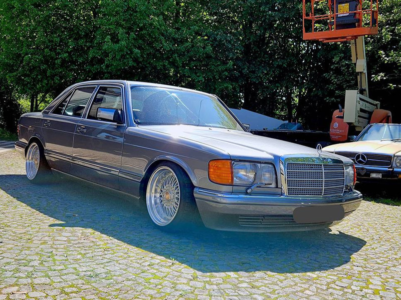 Mercedes-Benz 300-serie 300 SE Lowrider - Sedan: obrázok 4 Mercedes-Benz 300-serie 300 SE Lowrider - Sedan: obrázok 4